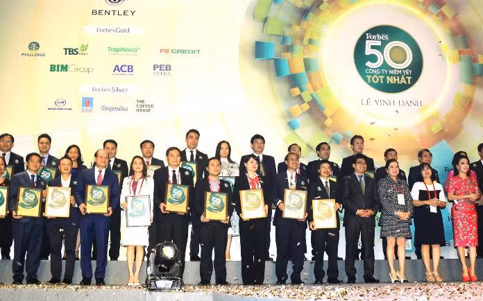 Forbes Vietnam honore les 50 premières sociétés cotées ảnh 1 Forbes Vietnam honore les 50 premières sociétés cotées ảnh 1