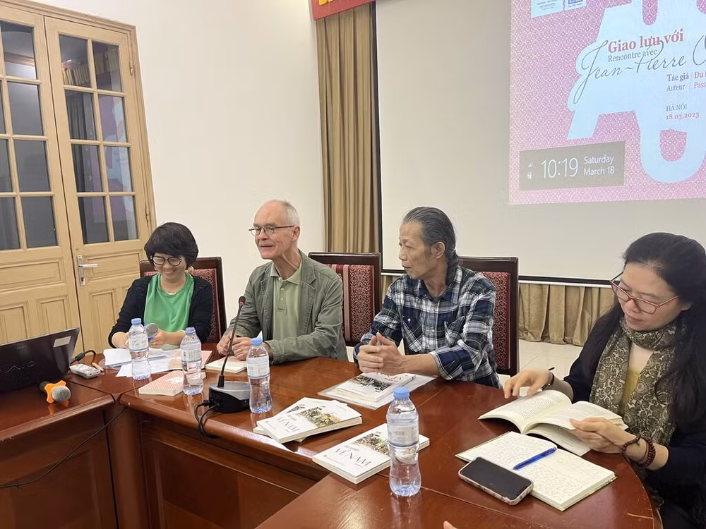 La circulation au Vietnam vue par un écrivain belge francophone ảnh 1 La circulation au Vietnam vue par un écrivain belge francophone ảnh 1