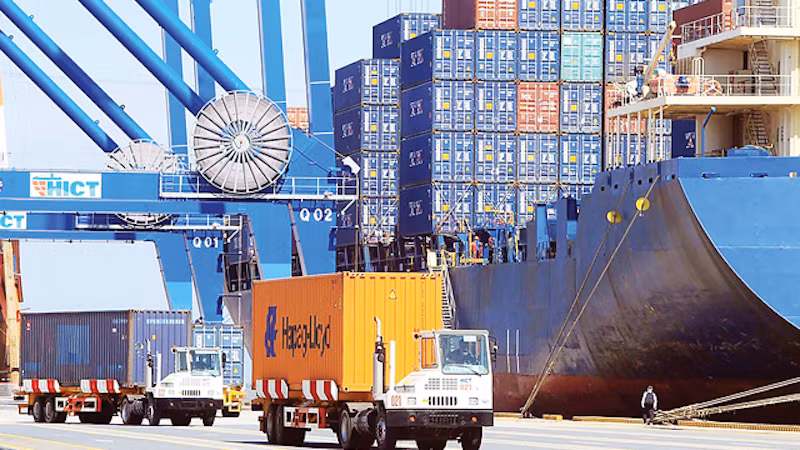 Les entreprises vietnamiennes promeuvent la logistique verte pour le développement durable ảnh 1