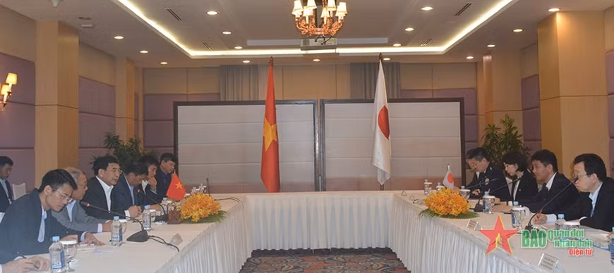 Défense : Le Vietnam souhaite renforcer sa coopération avec le Laos, le Japon et le Cambodge ảnh 2