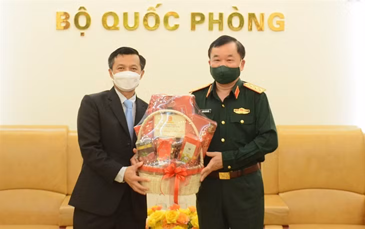 Resserrement des relations d'amitié Vietnam-Laos ảnh 1
