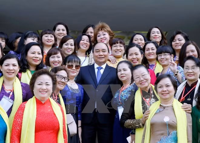 Le Premier ministre rencontre les femmes entrepreneures ảnh 1