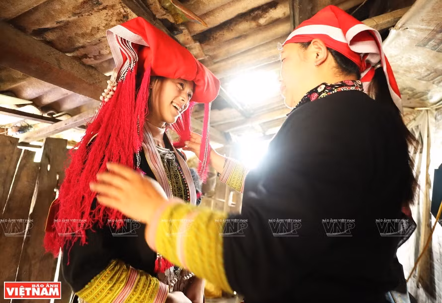 Originalités du mariage des Dao rouges à Lào Cai ảnh 1