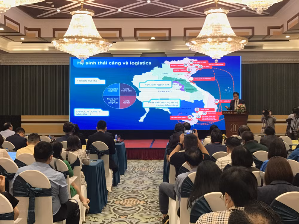 Le Vietnam cherche à améliorer la compétitivité de son secteur de la logistique ảnh 2