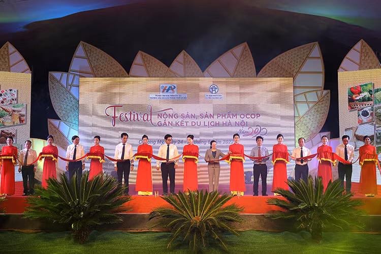 Les produits agricoles OCOP liés au tourisme en fête à Hanoi ảnh 2 Les produits agricoles OCOP liés au tourisme en fête à Hanoi ảnh 2