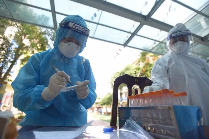 Ninh Binh renforce les mesures de lutte contre le COVID-19 ảnh 1 Ninh Binh renforce les mesures de lutte contre le COVID-19 ảnh 1