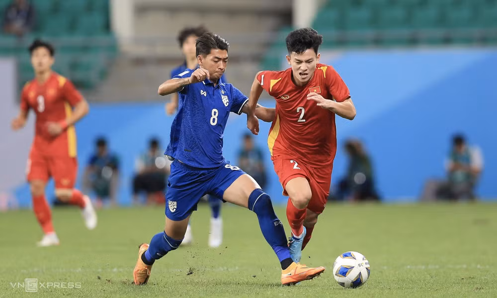 Championnat d’Asie de football d’U23: Le Vietnam fait match nul 2-2 contre la Thaïlande ảnh 2 Championnat d’Asie de football d’U23: Le Vietnam fait match nul 2-2 contre la Thaïlande ảnh 2