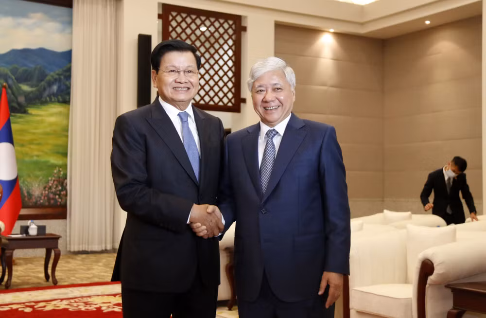Vietnam-Laos: Le président du Comité central du FPV rencontre des dirigeants laotiens ảnh 3