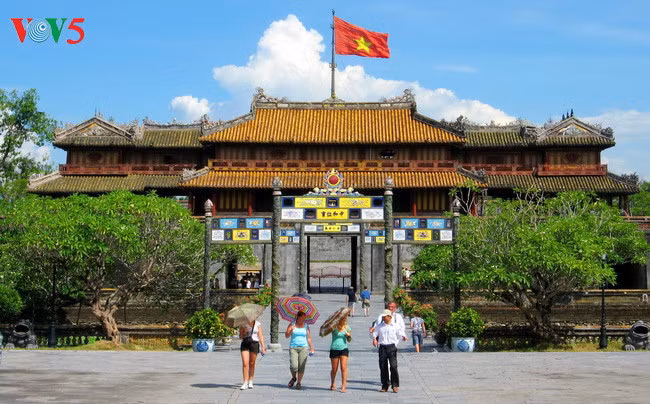 Près de 5,3 millions d’étrangers au Vietnam depuis le début de l’année ảnh 1 Près de 5,3 millions d’étrangers au Vietnam depuis le début de l’année ảnh 1