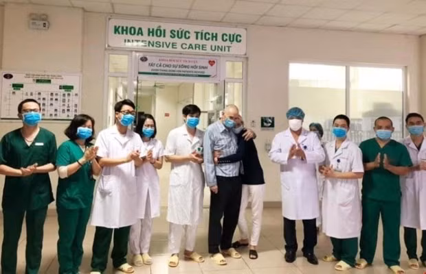 COVID-19: pas de nouveau cas de contamination communautaire depuis 27 jours ảnh 1