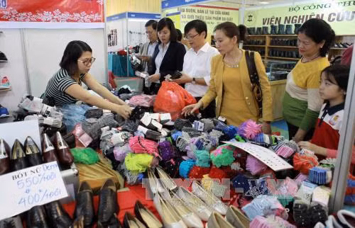Bientôt la Foire de la mode du Vietnam 2018 ảnh 1 Bientôt la Foire de la mode du Vietnam 2018 ảnh 1