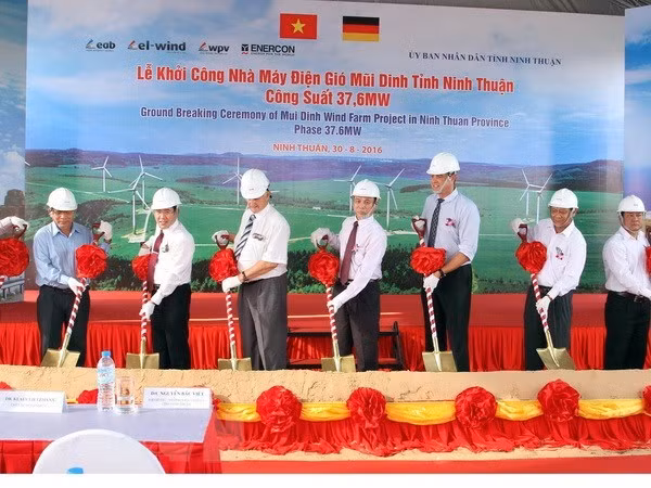 Les entreprises thaïlandaises s'intéressent à la centrale éolienne de Ninh Thuan ảnh 1 Les entreprises thaïlandaises s'intéressent à la centrale éolienne de Ninh Thuan ảnh 1