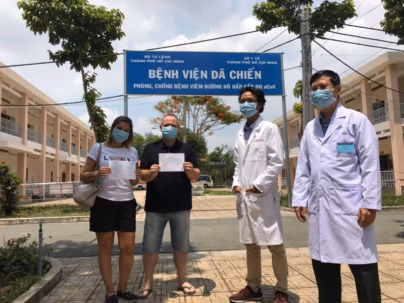 COVID-19 : 3 patients sont déclarés guéris ce samedi ảnh 1