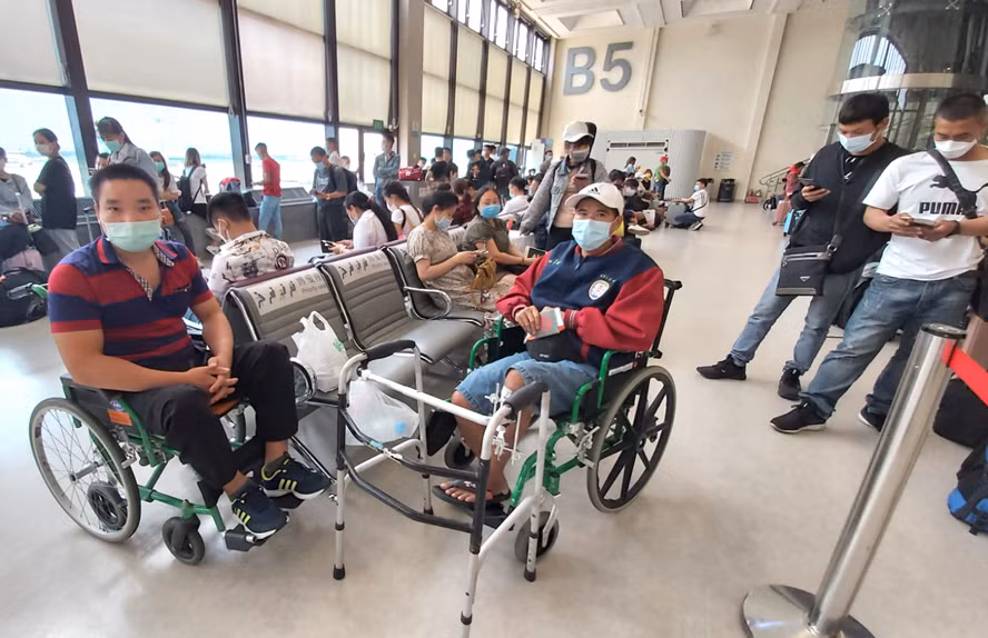 Coronavirus : Vietjet Air rapatrie 230 Vietnamiens de Taïwan ảnh 1