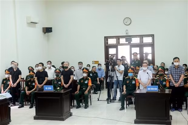 Deux anciens généraux de brigade condamnés à 27 ans de prison ảnh 1
