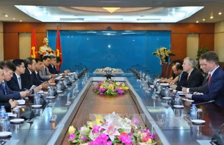 Vietnam-Etats-Unis : coopération dans les technologies de l’information ảnh 1