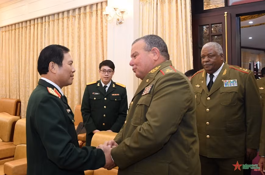 Coopération de défense, pilier des relations Vietnam-Cuba ảnh 2