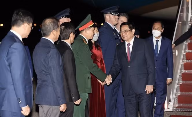 Le Premier ministre Pham Minh Chinh est arrivé aux États-Unis ảnh 1
