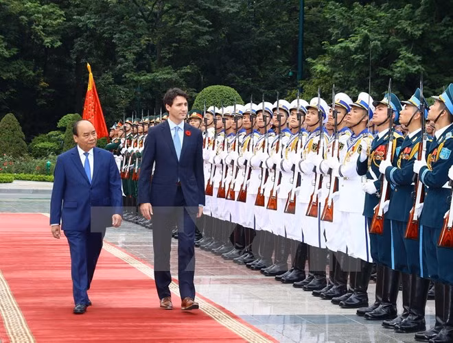 Le Vietnam et le Canada établissent leur partenariat intégral ảnh 1