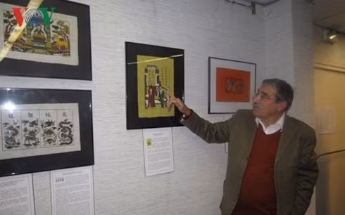 Présentation d’une collection d’estampes populaires de Dông Hô à Paris ảnh 1