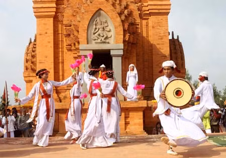 Présentation de la culture de l’ethnie Cham ảnh 1