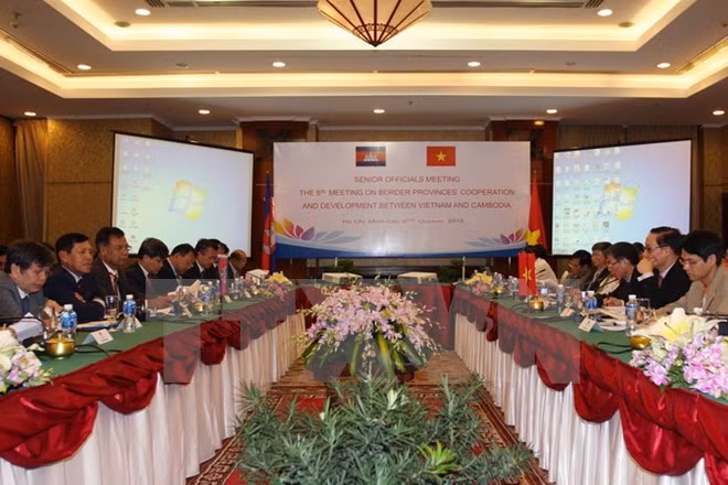 Renforcer la coopération entre les provinces frontalières Vietnam-Cambodge ảnh 1 Renforcer la coopération entre les provinces frontalières Vietnam-Cambodge ảnh 1