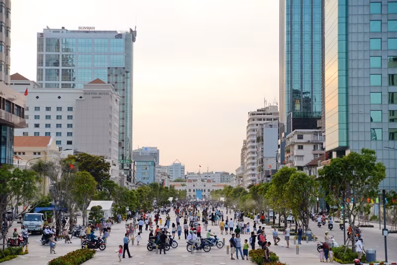  Hô Chi Minh-Ville séduit les touristes étrangers ảnh 1