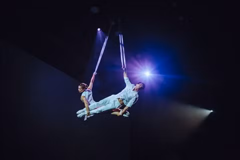 Ionah, premier spectacle en 3D à Hanoi ảnh 2