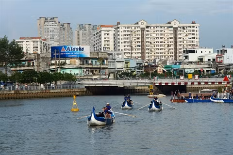 En barque au fil du canal Nhiêu Lôc - Thi Nghè ảnh 2