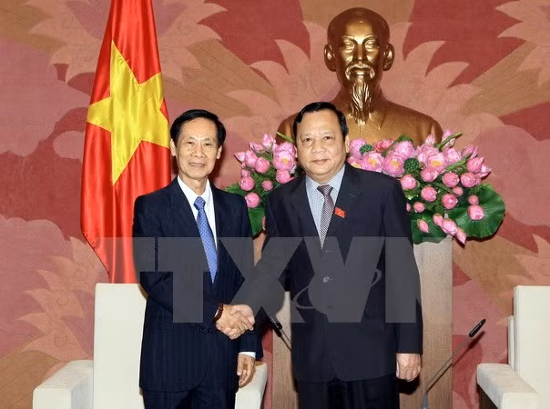 Renforcement des relations parlementaires Vietnam-Laos ảnh 1