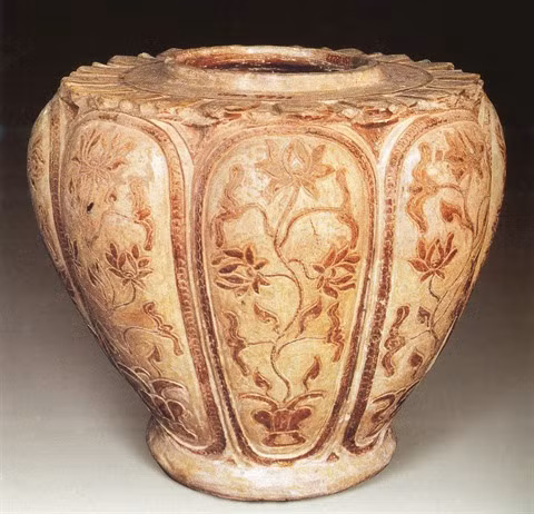 L’héritage céramique de la dynastie des Trân ảnh 2