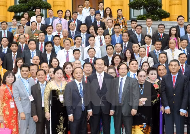 Tran Dai Quang rencontre des responsables de PME exemplaires ảnh 1