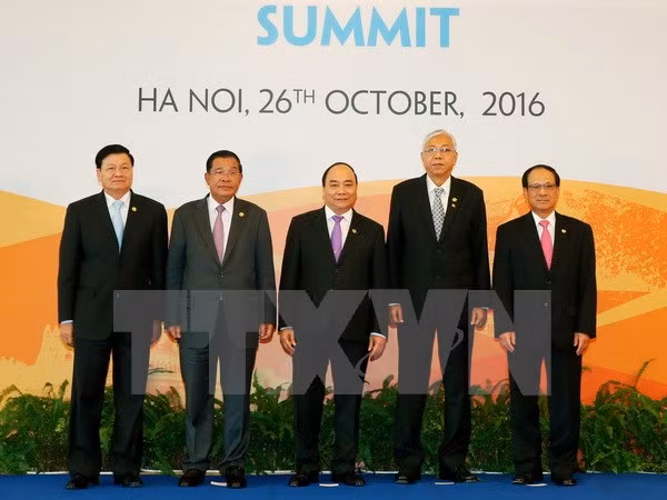 Déclaration commune du 8e Sommet de la CLMV à Hanoi ảnh 1