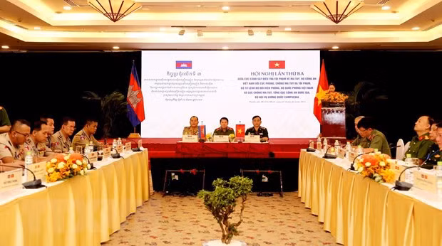 Le Vietnam et le Cambodge coopèrent dans la lutte contre la drogue ảnh 1