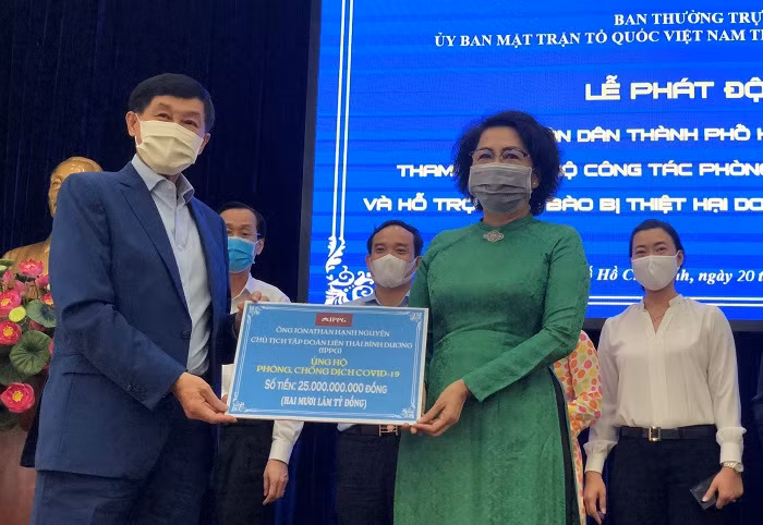 HCM-Ville: 70 mlds de dongs pour le combat de COVID-19 et de sécheresse ảnh 1