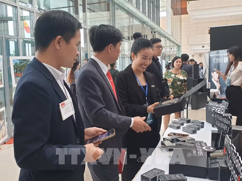 Hanoi promeut l’investissement et le réseautage d’affaires ảnh 2