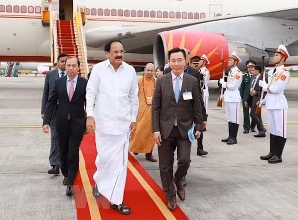 L'Inde s'engage à renforcer la coopération avec le Vietnam ảnh 1