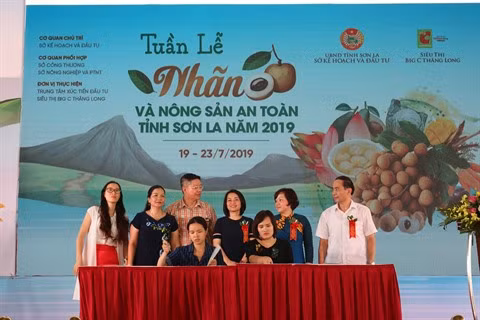 Ouverture de la Semaine des longanes et des produits agricoles de Son La ảnh 1