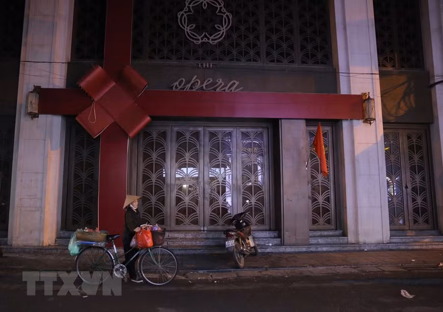 Hanoï suspend les services de karaoké, de discothèque et de bar ảnh 2