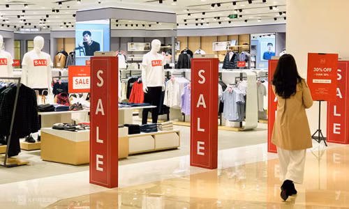 Black Friday 2021 : malgré les rabais affichés, le pouvoir d'achat n’augmente pas ảnh 1