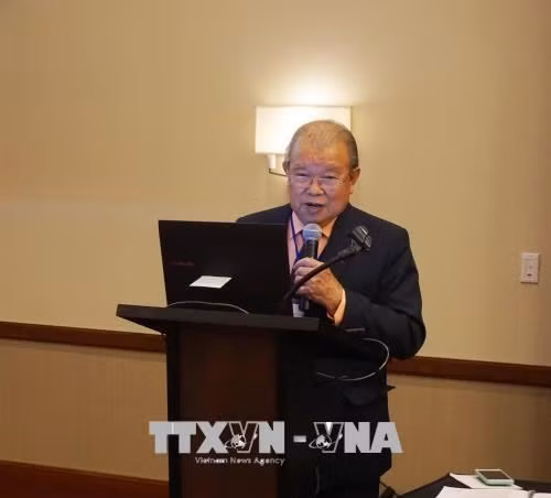 Le professeur Vo Tong Xuan reçoit une noble distinction du Japon ảnh 1