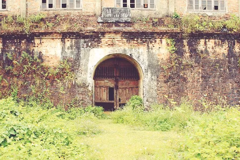 A la découverte de la beauté des portes de l’ancienne cité impériale de Huê ảnh 7