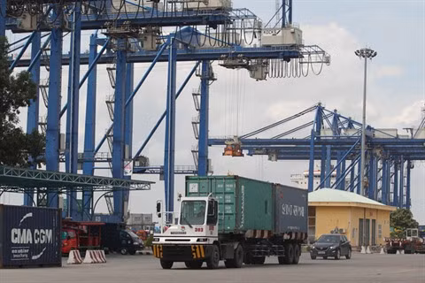 Des projets d'infrastructures de transport pour améliorer le trafic portuaire à Hô Chi Minh-Ville ảnh 2