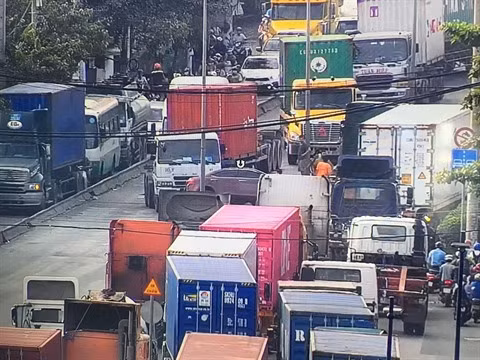 Des projets d'infrastructures de transport pour améliorer le trafic portuaire à Hô Chi Minh-Ville ảnh 1