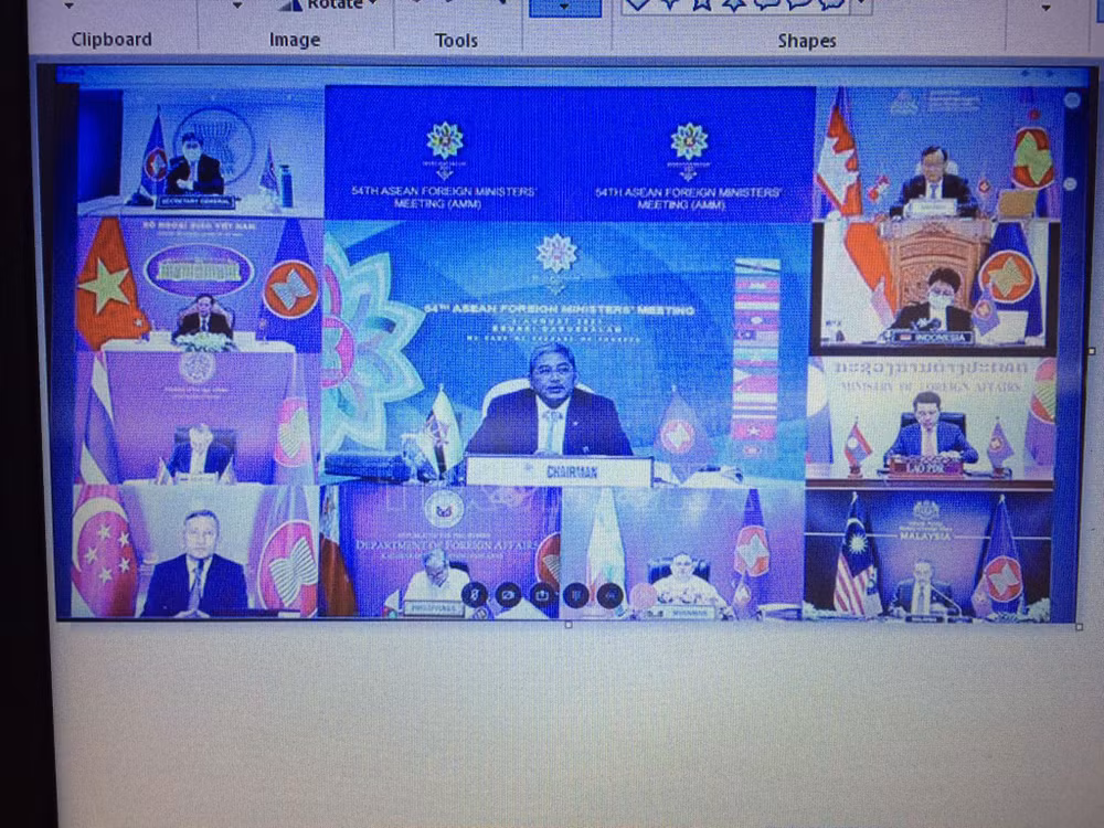 COVID-19 : ASEAN appelle au renforcement de la production de vaccins ảnh 1