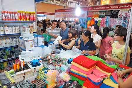 Volonté d’impulser les échanges vietnamo-thaïlandais ảnh 2
