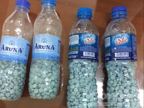 Un trafiquant de drogue cambodgien arrêté à Ho Chi Minh-Ville ảnh 2