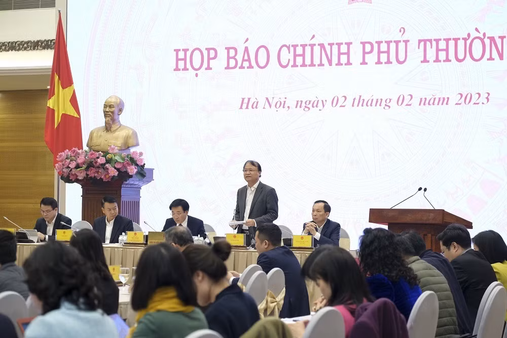 En 2023, les exportations devraient atteindre 393-394 milliards de dollars ảnh 1