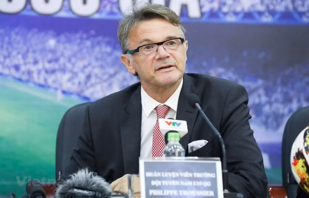 Football masculin: nouveau sélectionneur pour l'équipe nationale et l'équipe U23 ảnh 1