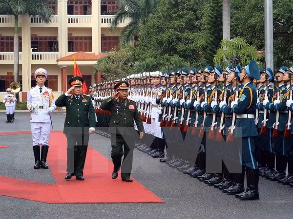 Renforcement de la coopération de défense entre le Vietnam et le Laos ảnh 1 Renforcement de la coopération de défense entre le Vietnam et le Laos ảnh 1